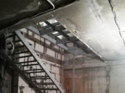 Металлические лестницы в интерьере