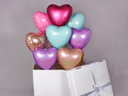 Коробка-сюрприз с воздушными шарами: идея для подарка