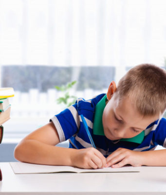 Какую ручку выбрать для первоклассника?