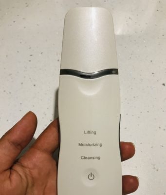 Плюсы и минусы ультразвукового прибора для чистки лица Skin Scrubber