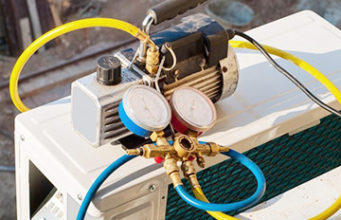 Почему заливать фреон для кондиционера должен профессионал