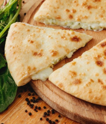 Как готовятся осетинские пироги?