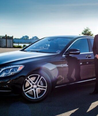 Преимущества аренды авто бизнес класса