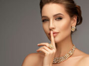 Для чего придумали украшения?