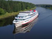 В какие круизы можно отправиться на теплоходе в России