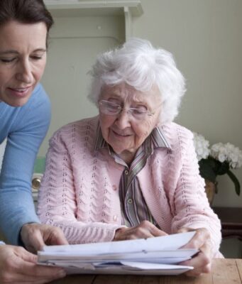 Почему стоит обратить внимание на дома престарелых