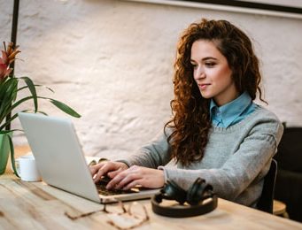 Английский по видеоурокам: лучшие обучающие видео в 2025