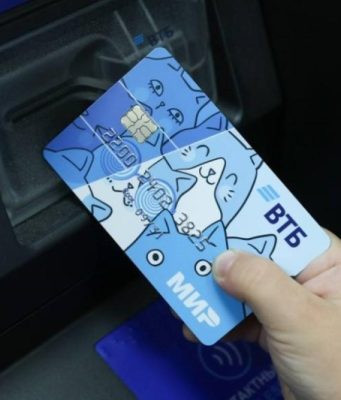 Согласно опросу, 76% россиян считают, что дети могут начать совершать покупки в интернете с 10 лет