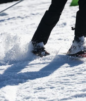 Горнолыжник внезапно умер во время катания под Санкт-Петербургом
