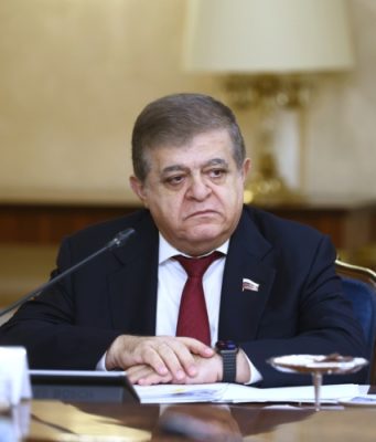 Джабаров назвал уловкой слова Рютте о готовности Зеленского к сделке