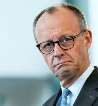 Мерц высказался об участии Европы в переговорах по Украине