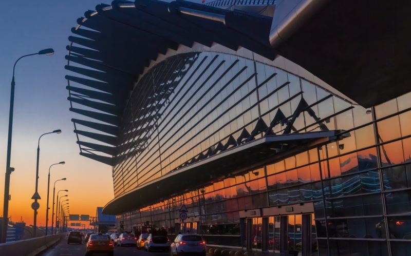 Аэропорт Внуково возобновил работу в штатном режиме