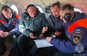 Глава МЧС Куренков принял решение подготовить группу водолазов в Черном море